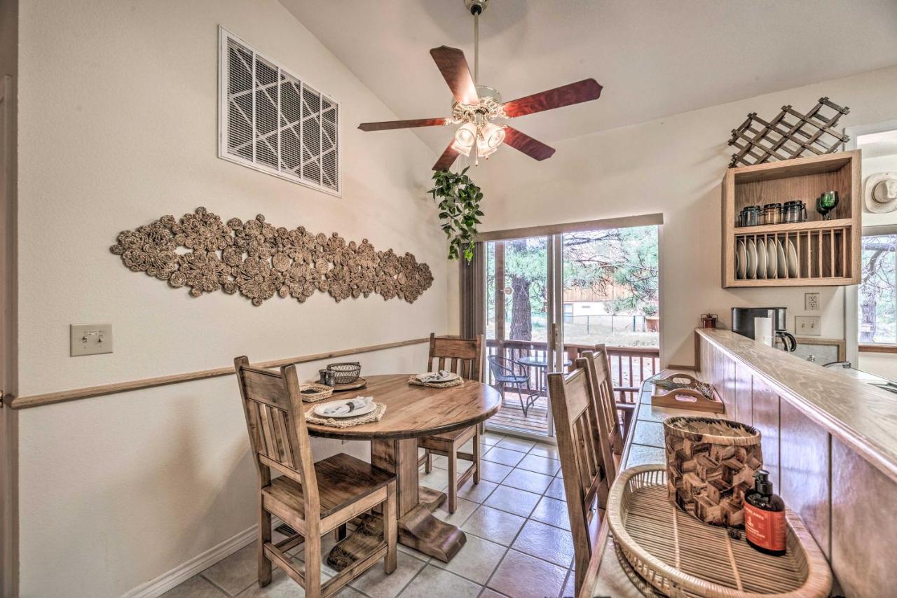 Charming With Deck And Mtn Views