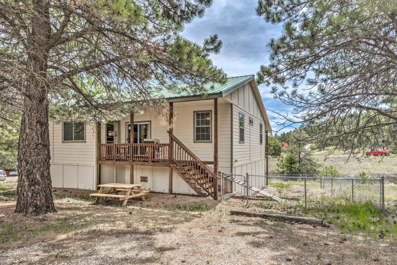 Charming With Deck And Mtn Views *